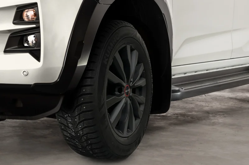 Vinterhjul 17 tum Dark Grey Kumho Dubb